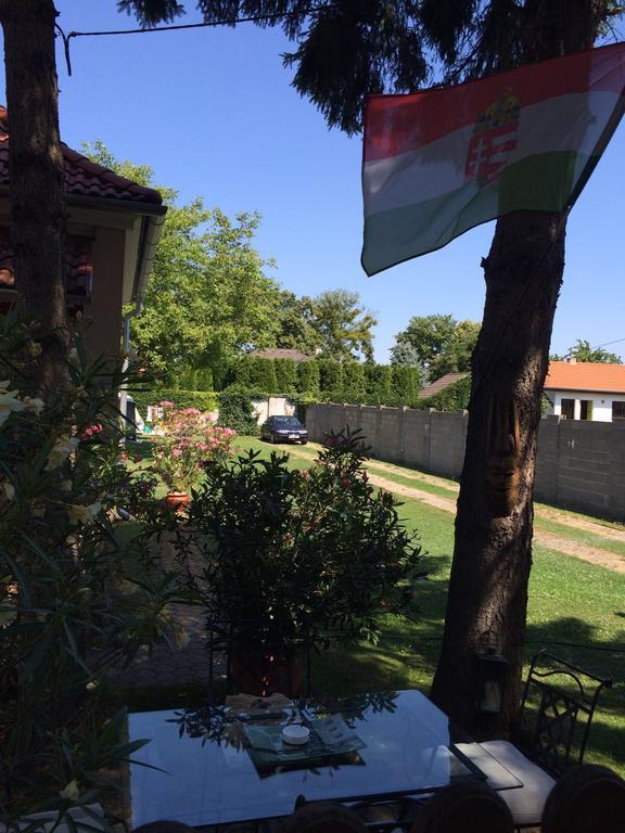 Kocsis Apartman Es Camping Mosonmagyarovar Bagian luar foto